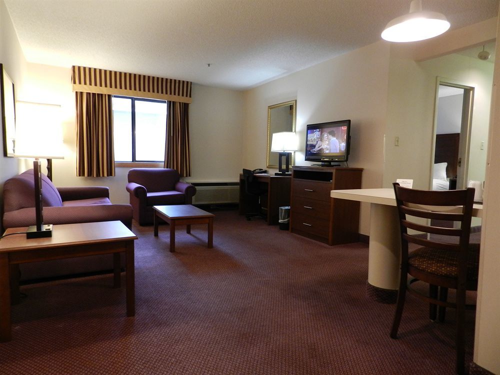 Ashmore Inn And Suites Lubbock Extérieur photo