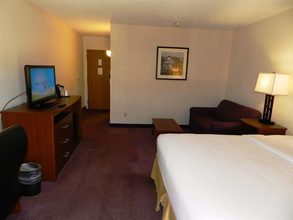 Ashmore Inn And Suites Lubbock Extérieur photo
