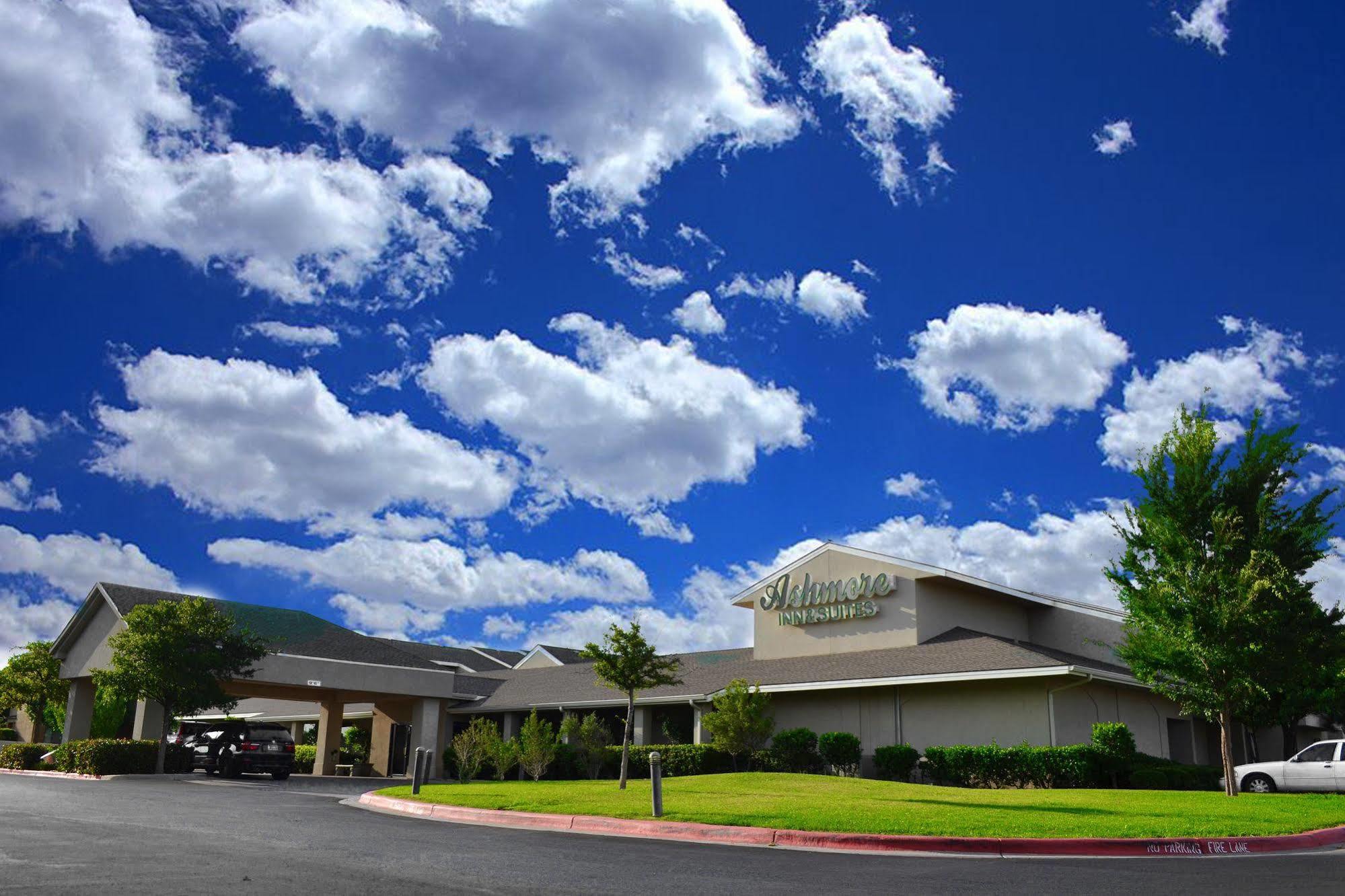 Ashmore Inn And Suites Lubbock Extérieur photo